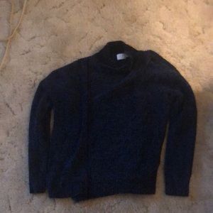 Long sleeve women’s sweater